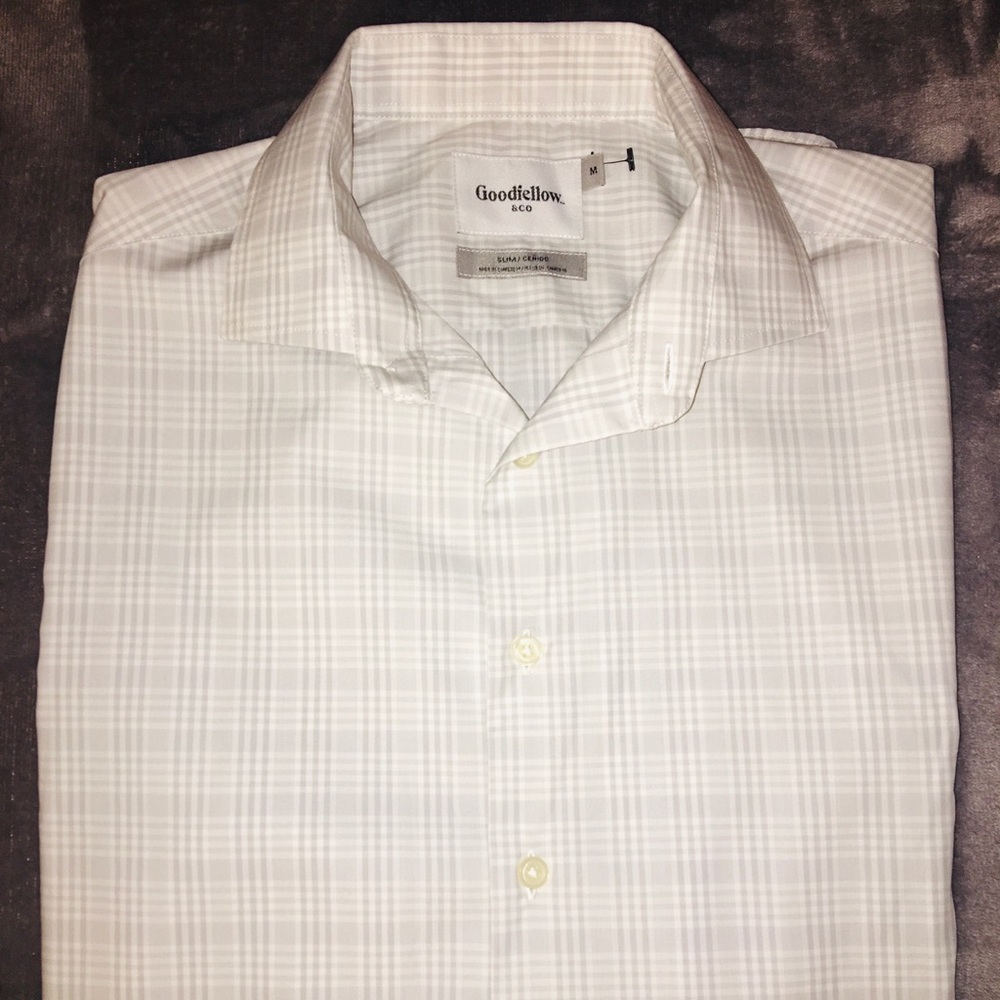 Men’s Slim Fit Long Sleeve Dress Button-Down Shirt